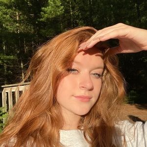 Meet your Posher, Adrianna